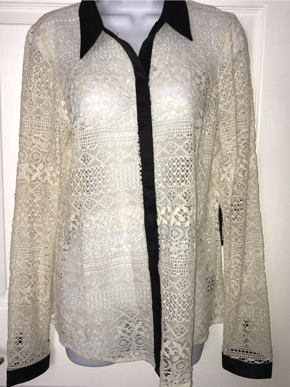 NWT Love Stitch Sz MEDIUM Lace Blouse Long sleeve Black Satin Trim